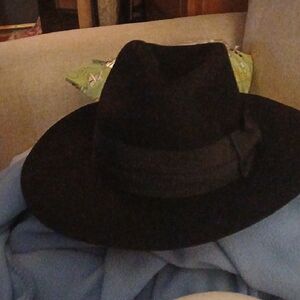Nordstrom Elegant Black Fedora Hat New